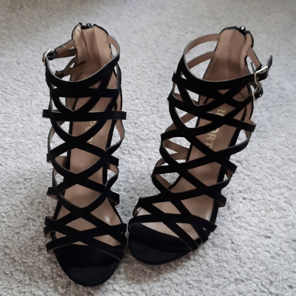 Size wms 6 Report high heels